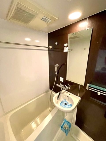 8/18 浴室