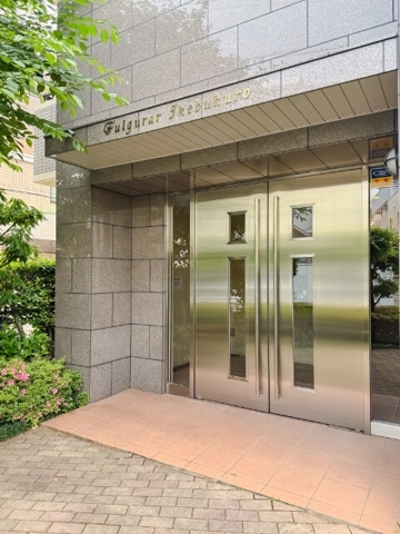 3/4 エントランス