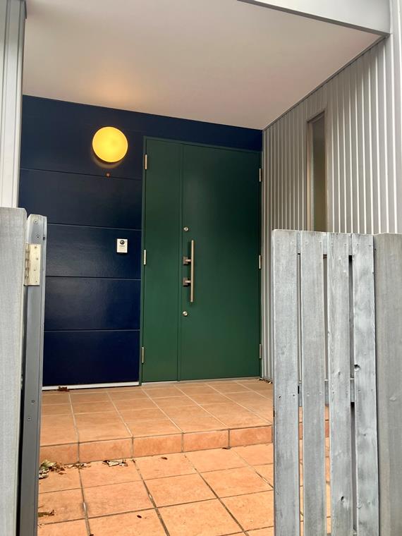 19/19 エントランス