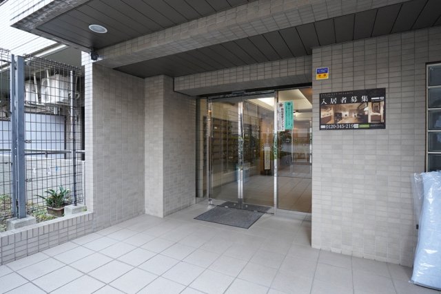 15/17 エントランス