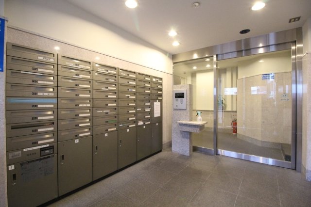 3/4 エントランス