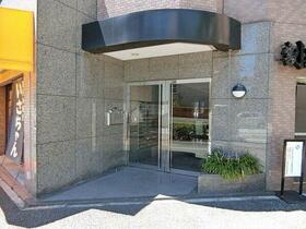 15/16 エントランス