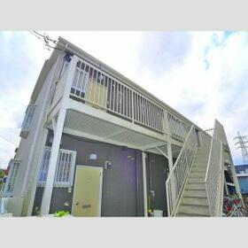 15/15 エントランス