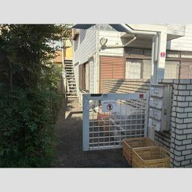 14/14 エントランス