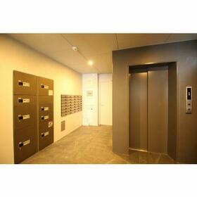 15/16 エントランス