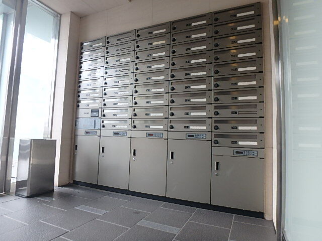 13/25 エントランス