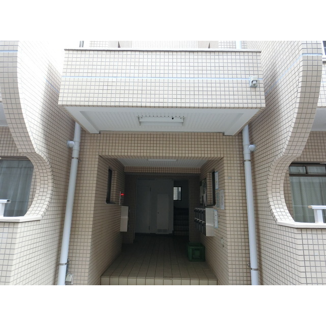 19/29 エントランス