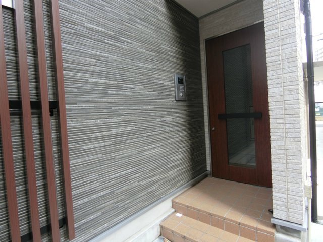 19/20 エントランス