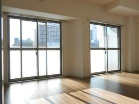 4/13 リビング/ダイニング