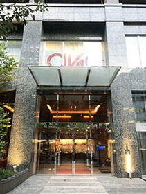 15/16 エントランス