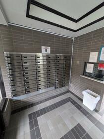 16/16 エントランス