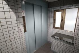 3/3 エントランス