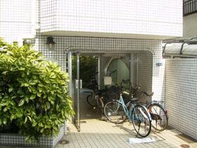 3/3 エントランス