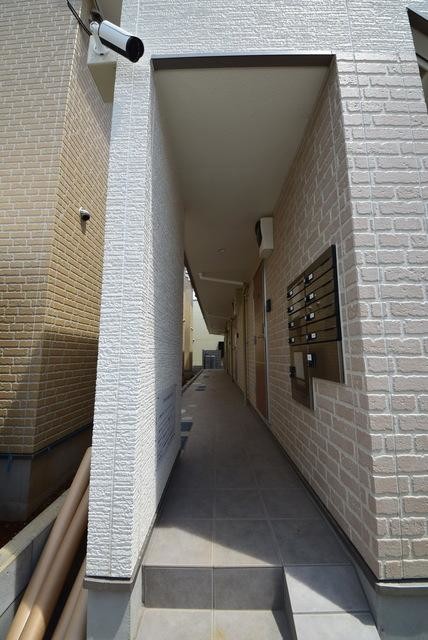 18/18 エントランス