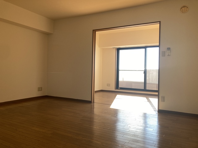 4/15 リビング/ダイニング