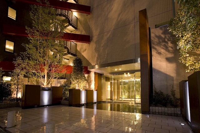 14/16 エントランス