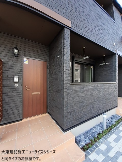 14/22 エントランス