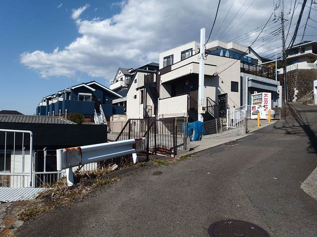 28/28 エントランス