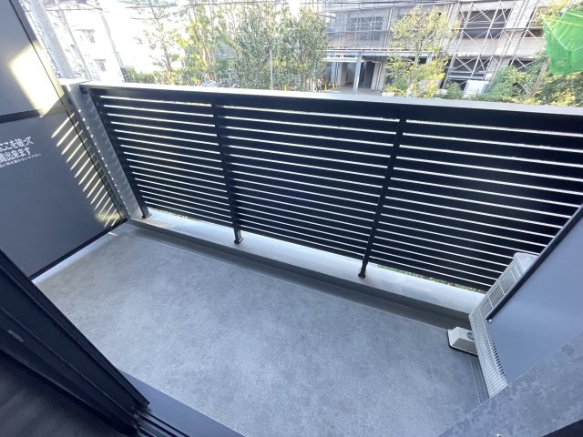 18/24 バルコニー