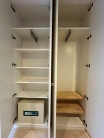 14/14 エントランス