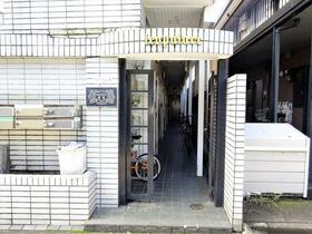 2/2 エントランス