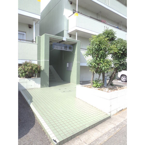 3/6 エントランス