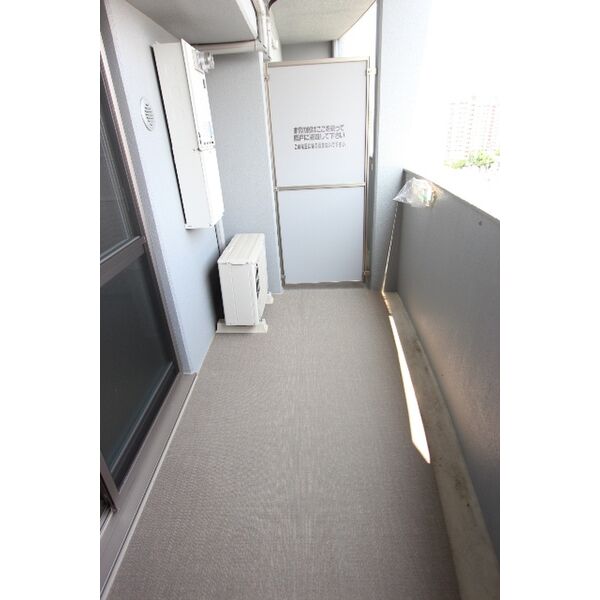 15/28 バルコニー