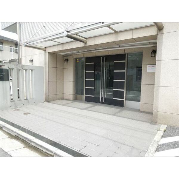 13/15 エントランス