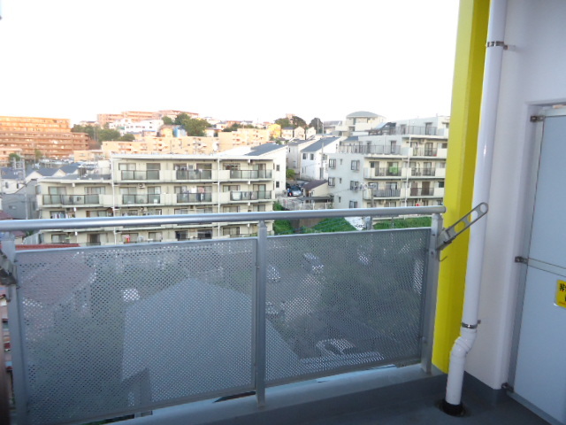 16/25 バルコニー