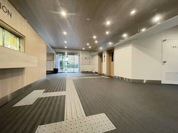 3/10 エントランス