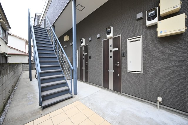 20/22 エントランス