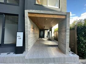 15/15 エントランス