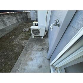 13/23 バルコニー