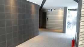 14/14 エントランス