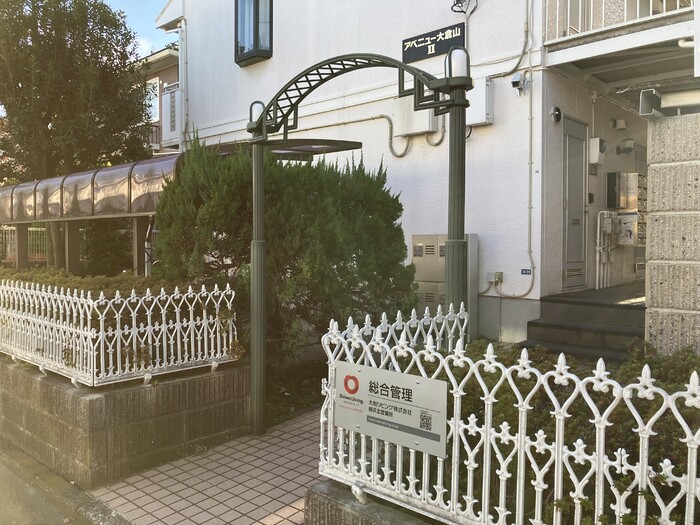 2/2 エントランス