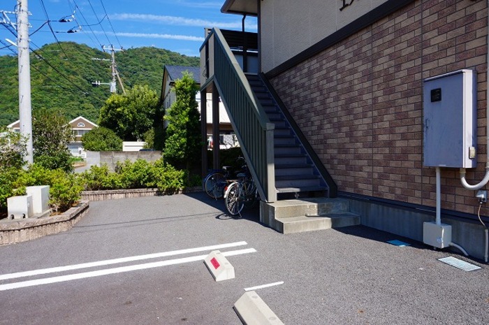 16/19 駐車場