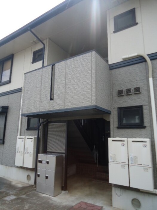 2/5 エントランス