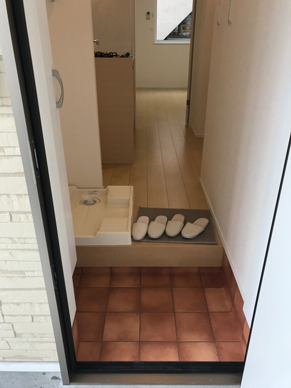 7/20 玄関