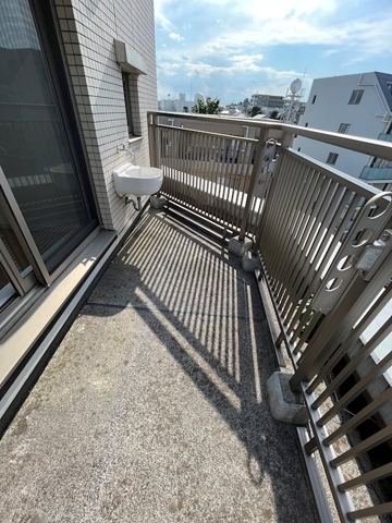 14/20 バルコニー