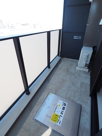 21/24 バルコニー