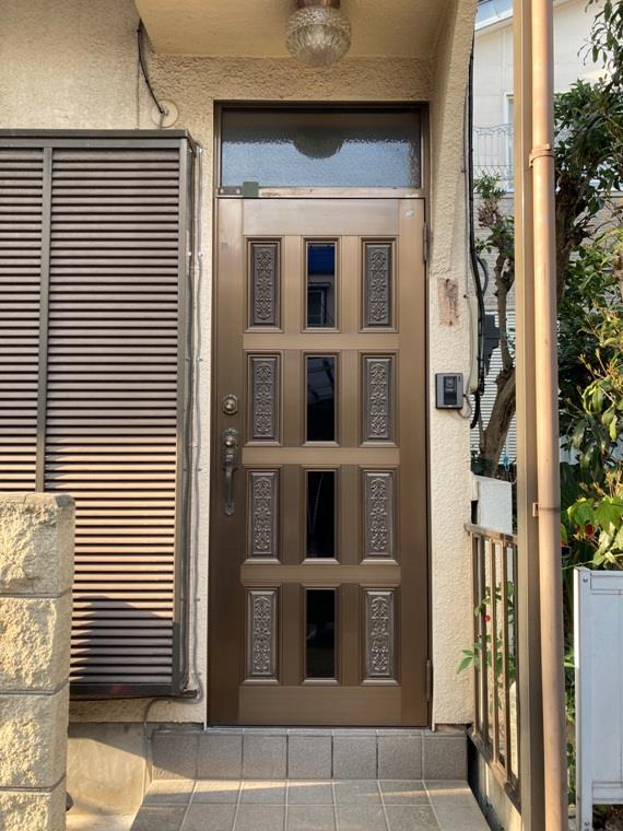 16/16 エントランス