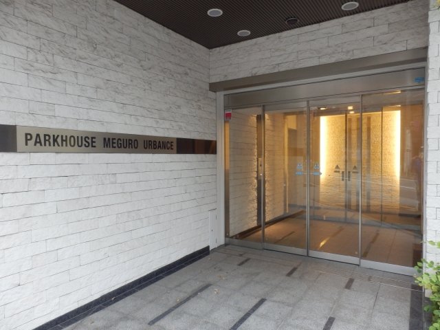 2/10 エントランス