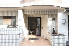 4/4 エントランス