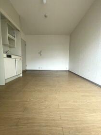 4/16 リビング/ダイニング