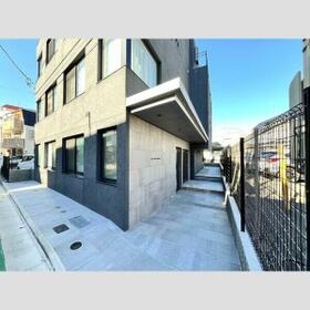 14/14 エントランス