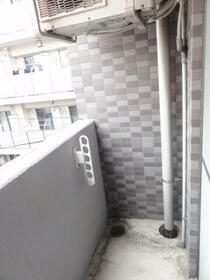 13/16 バルコニー