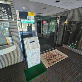 3/3 エントランス