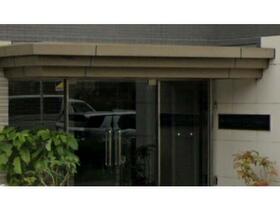 17/17 エントランス