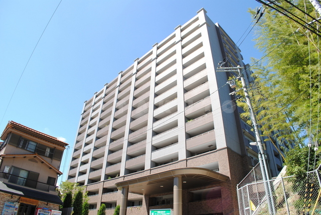 マナーズヒル千里の間取り