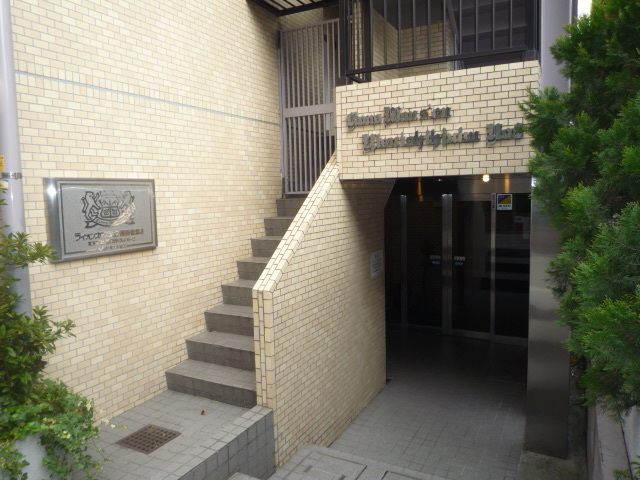 3/3 エントランス